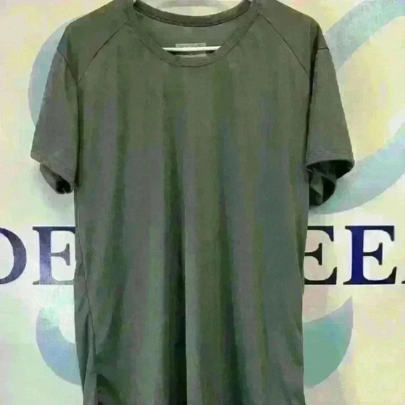 A4 Women’s Dry Fit Tshirt - Picture 1 of 5